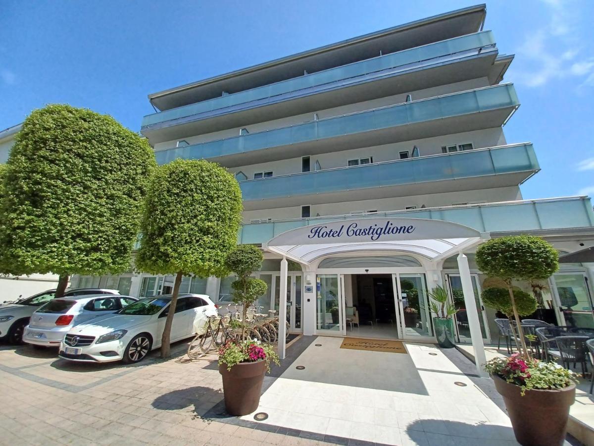 卡斯蒂丽欧内酒店 利尼亚诺萨比亚多罗 外观 照片